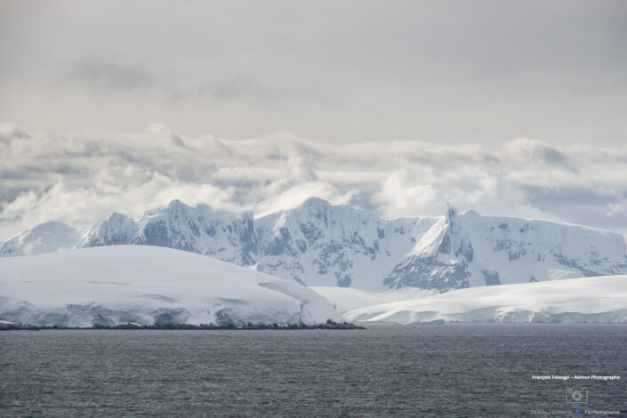 Fsai230101_Antarctique-Baie-Dallmann_13